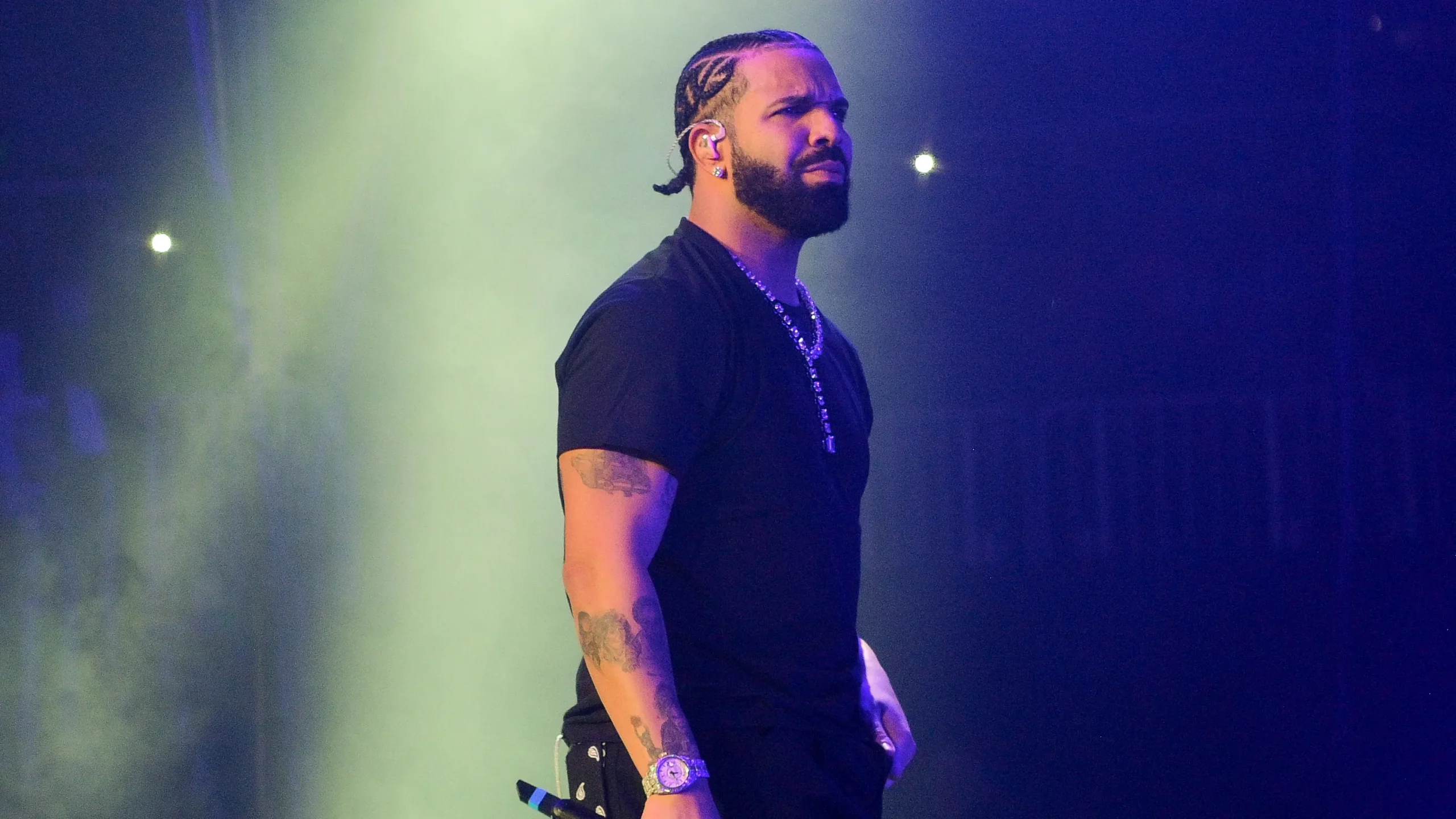 You are currently viewing Spotify Fires Back at Drake: Streaming Platform Says It Has “No Economic Incentive” for Users to Stream ‘Not Like Us’ Over Any of Drake’s Tracks